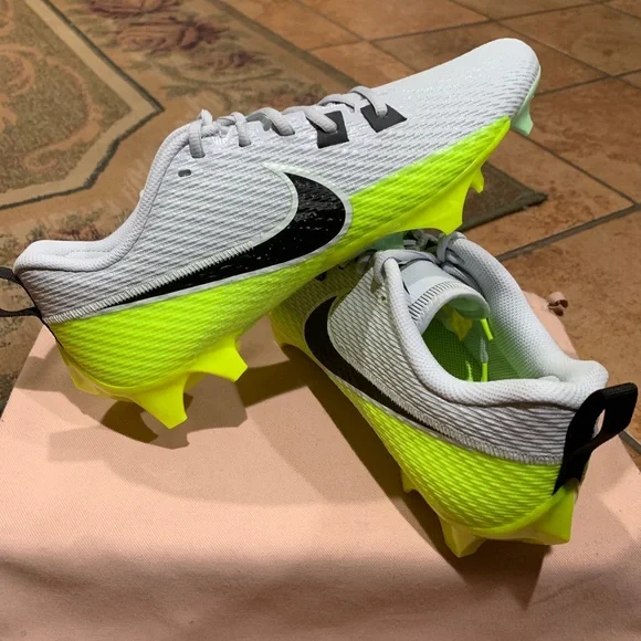Nike Vapor Edge Speed 360 2 Volt Men's Football